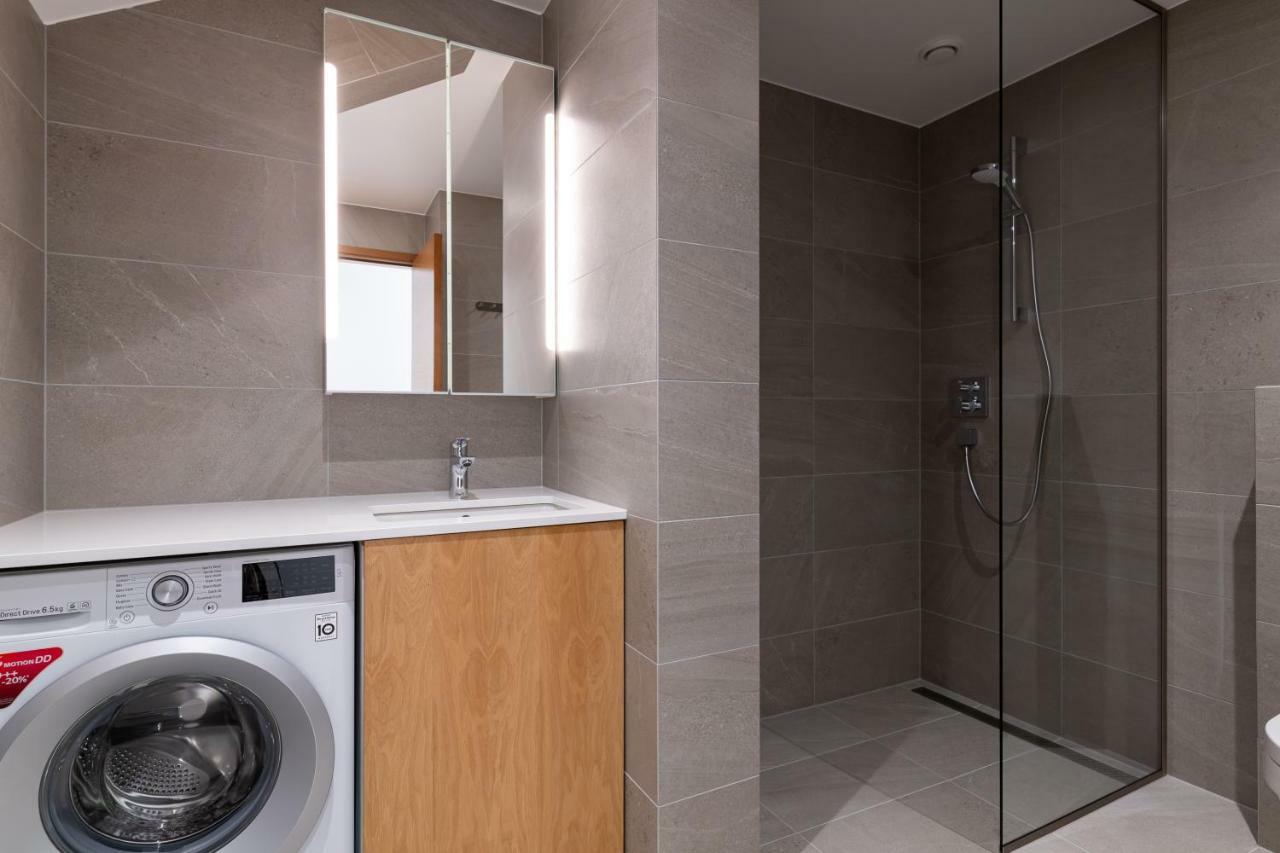 Self-Check-In 2 Bedroom Apartment With A Terrace And Free Parking Tallinn Extérieur photo
