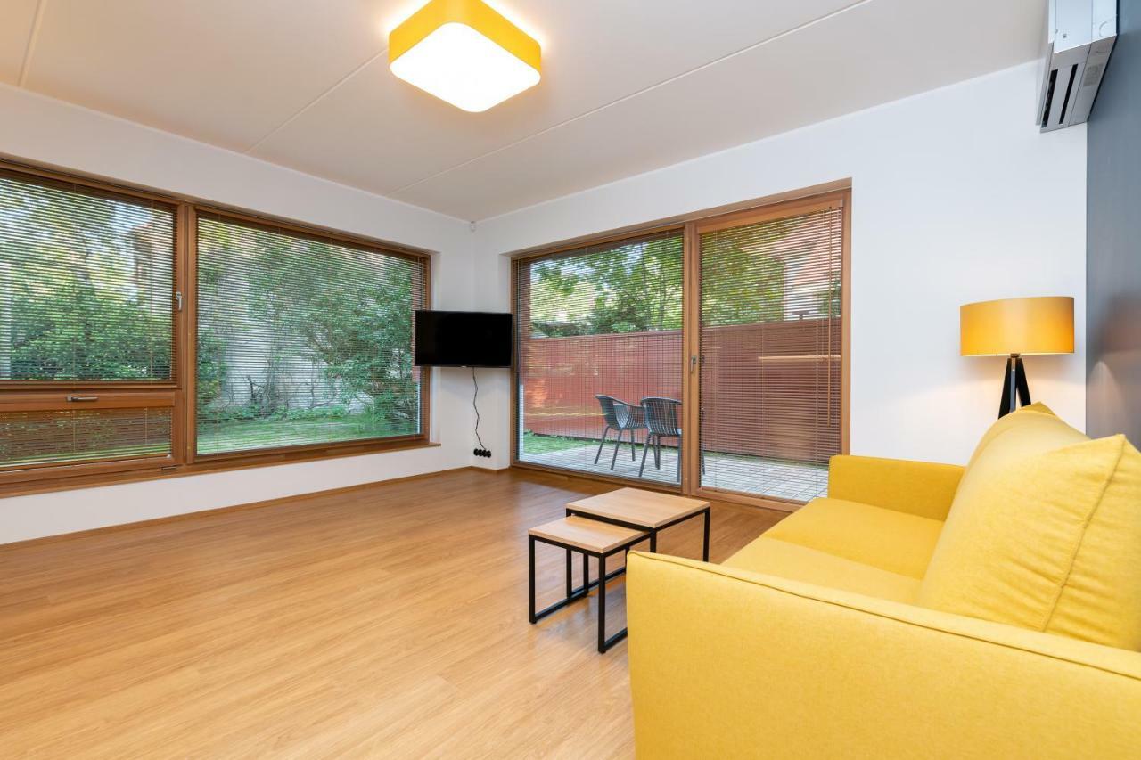 Self-Check-In 2 Bedroom Apartment With A Terrace And Free Parking Tallinn Extérieur photo